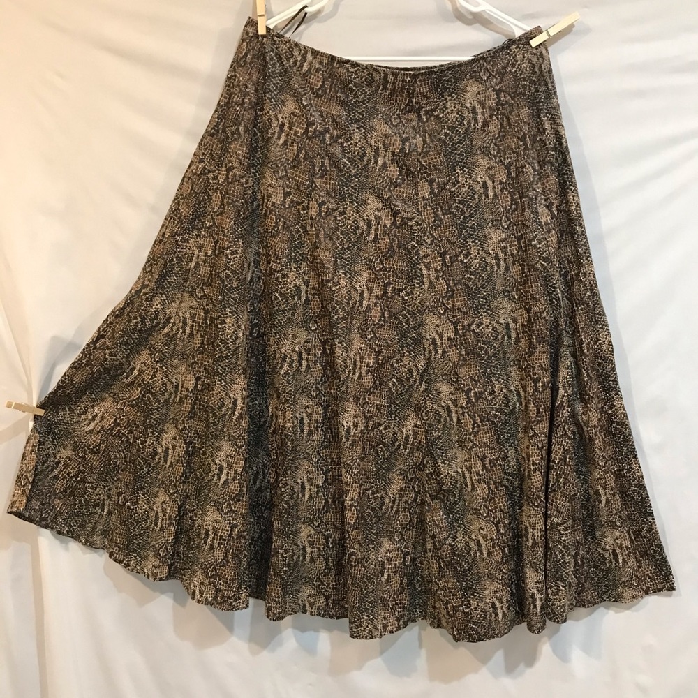 Reba snake print skirt